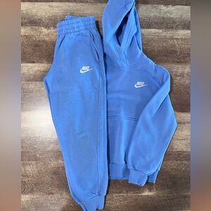 BIG KIDS NIKE SWEATSUIT